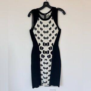 Diane Von Furstenberg Black and White Geometric dress. Knee length.